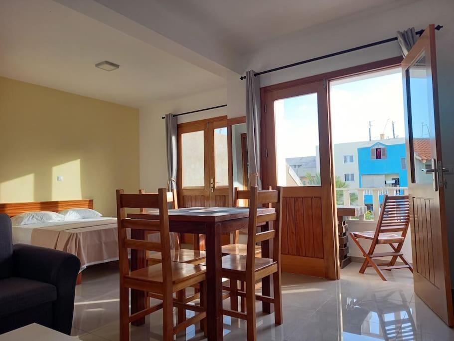 One Cozy Bedroom - Studio In Santa Maria Exterior foto