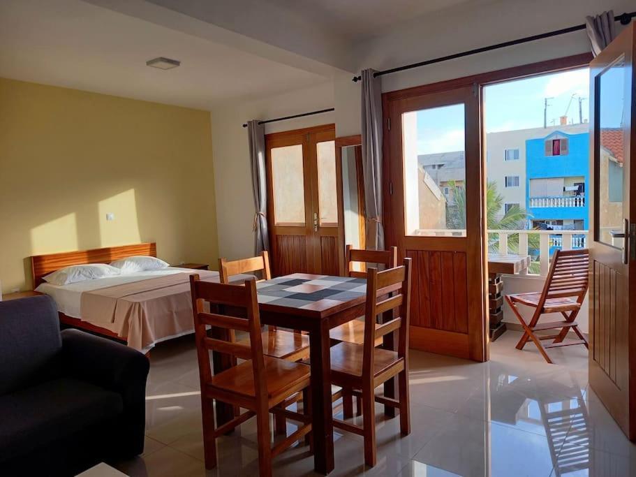 One Cozy Bedroom - Studio In Santa Maria Exterior foto